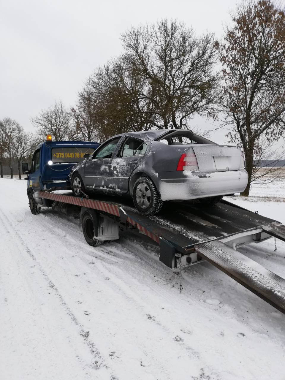 Эвакуатор для легкового авто после ДТП