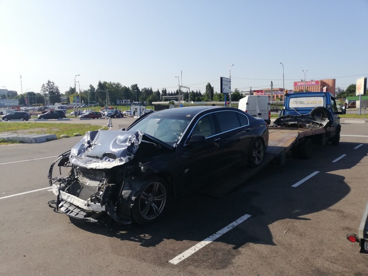 Эвакуатор в Минске для авто после ДТП