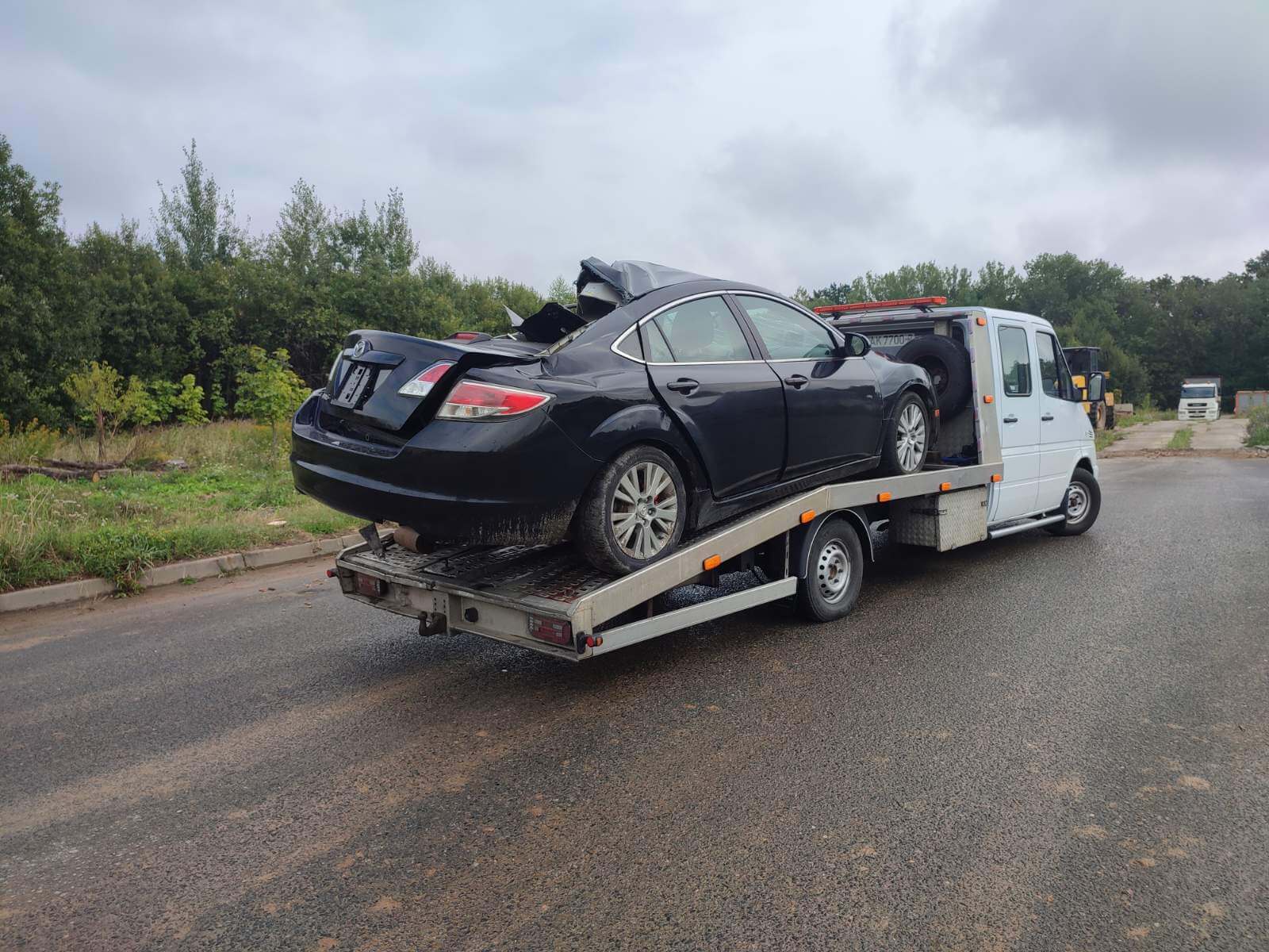 Эвакуатор для автомобиля после ДТП